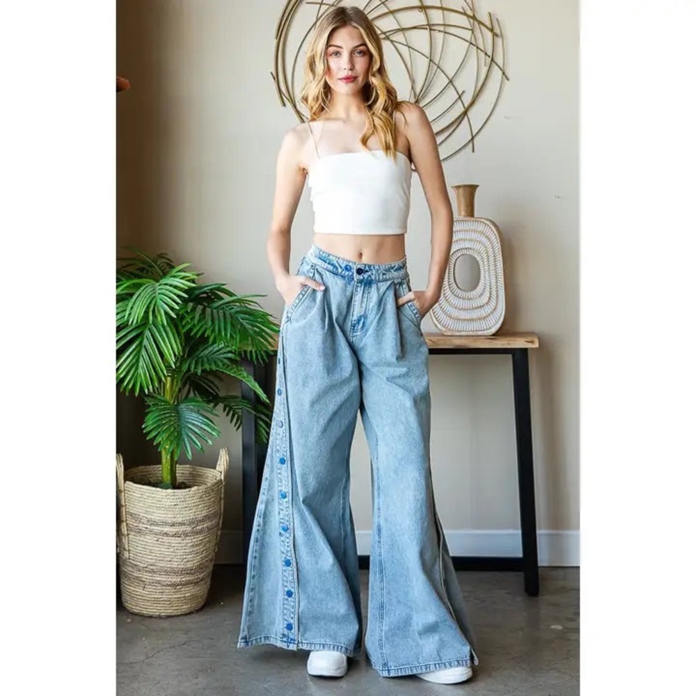 Oli & Hali Snap Button Wide Leg Jeans